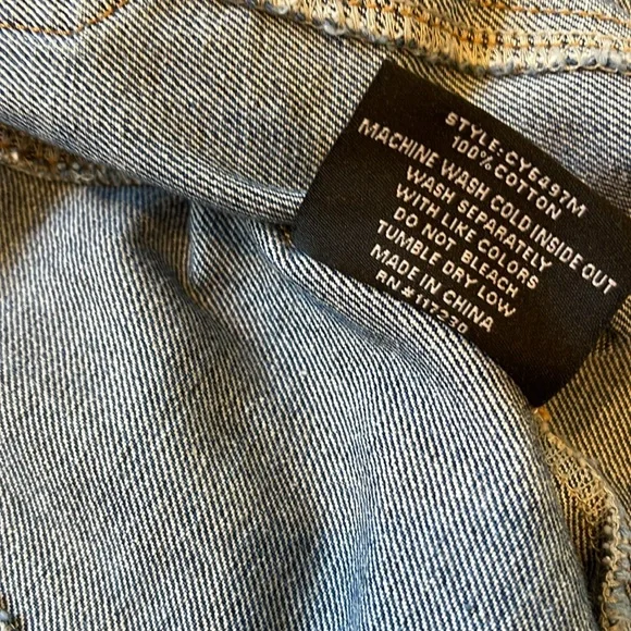 Chiqle Cropped Denim Jacket MEDIUM - Picture 7 of 8